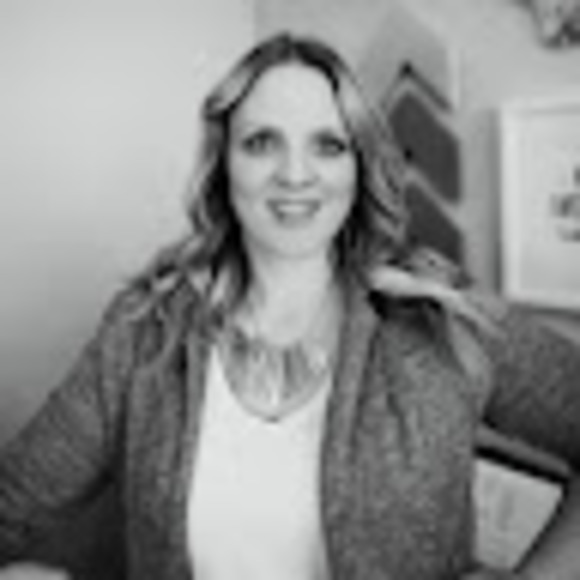 Meet your Posher, Katherine - Picture 1 of 1